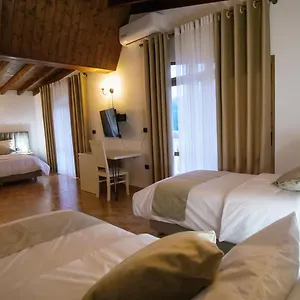 https://vila-malasi.albaniahotels.org
