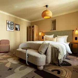 4* Hotell Nh Grand Joanne
